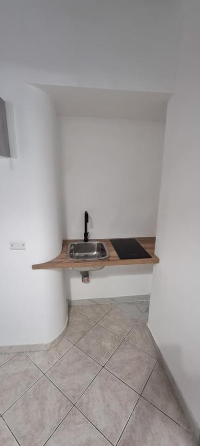 Grazioso Appartamento -Centro Storico Vic Strit Pozzuoli Exterior photo